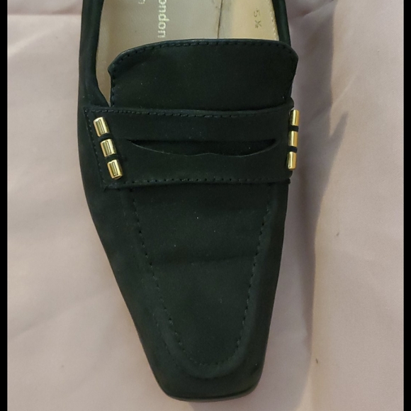 Sacha Black Suade Loafer Pumps Size 5.5 - Picture 5 of 6